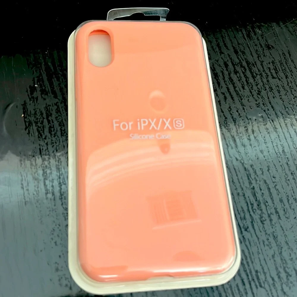 Silicone phone case. NIB.